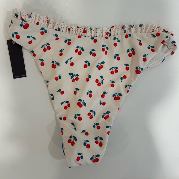 Lovers + Friends Willow Cherry Print Bikini Bottom Size Small NWT - Picture 7 of 7